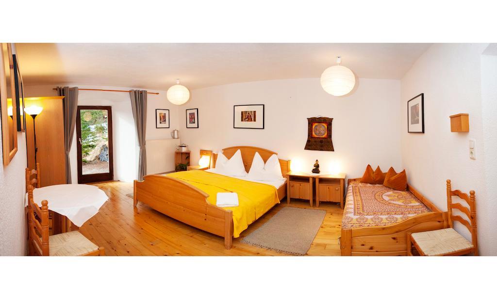 Yoga Resort Alpenretreat Nassereith Chambre photo